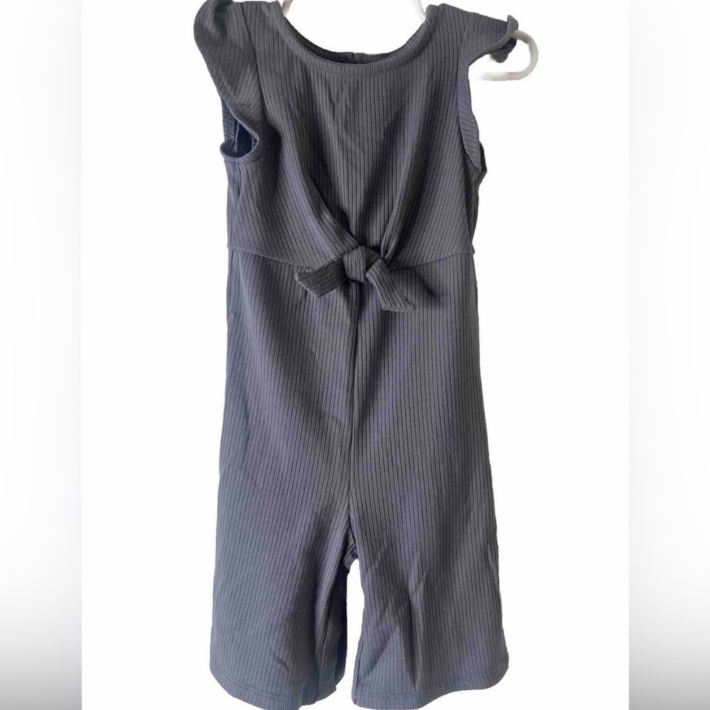 Toddler girl Art Class size‎ 18m ribbed gray, short sleeve jumpsuit
